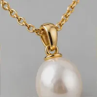 Pearl Drop Necklace — detail