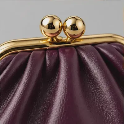 The Evening Clutch — detail